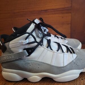 Nike Air Jordan Ring 6 size 9